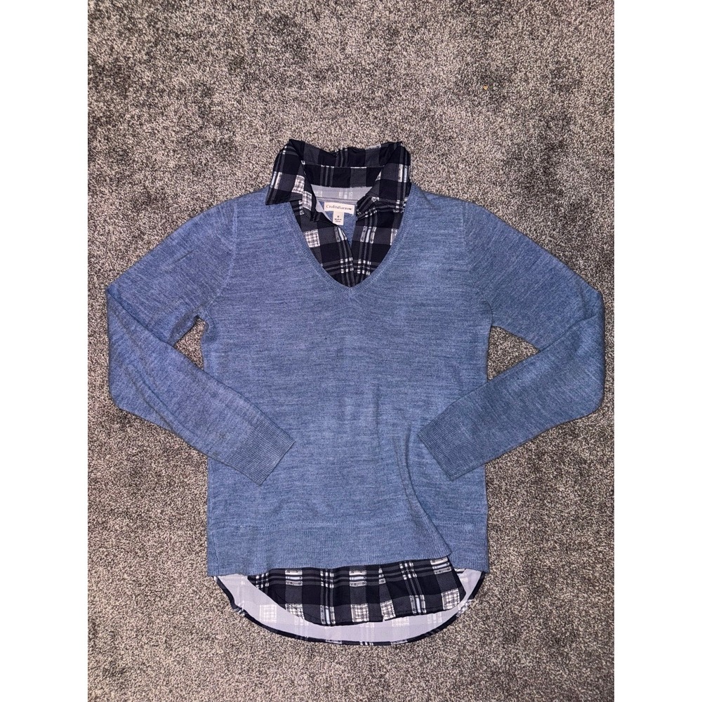 Croft & Barrow Women's Blue V-Neck Sweater w/ Plaid‎ Collared Detail/Under Layer